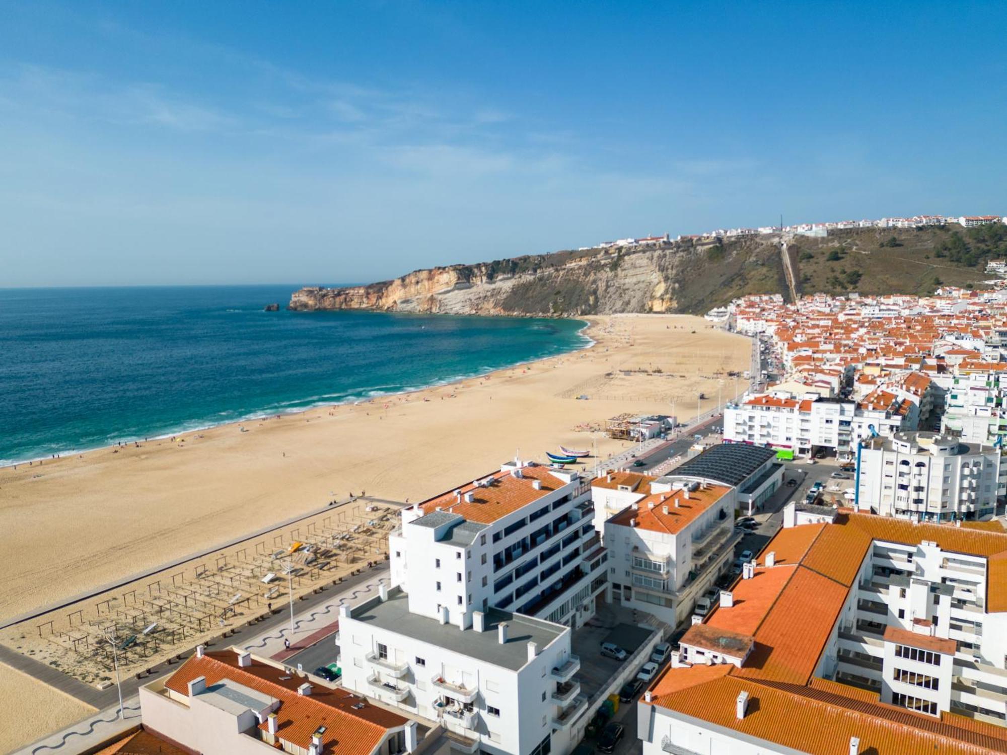 T2 Dina'S Place Nazaré Exterior foto