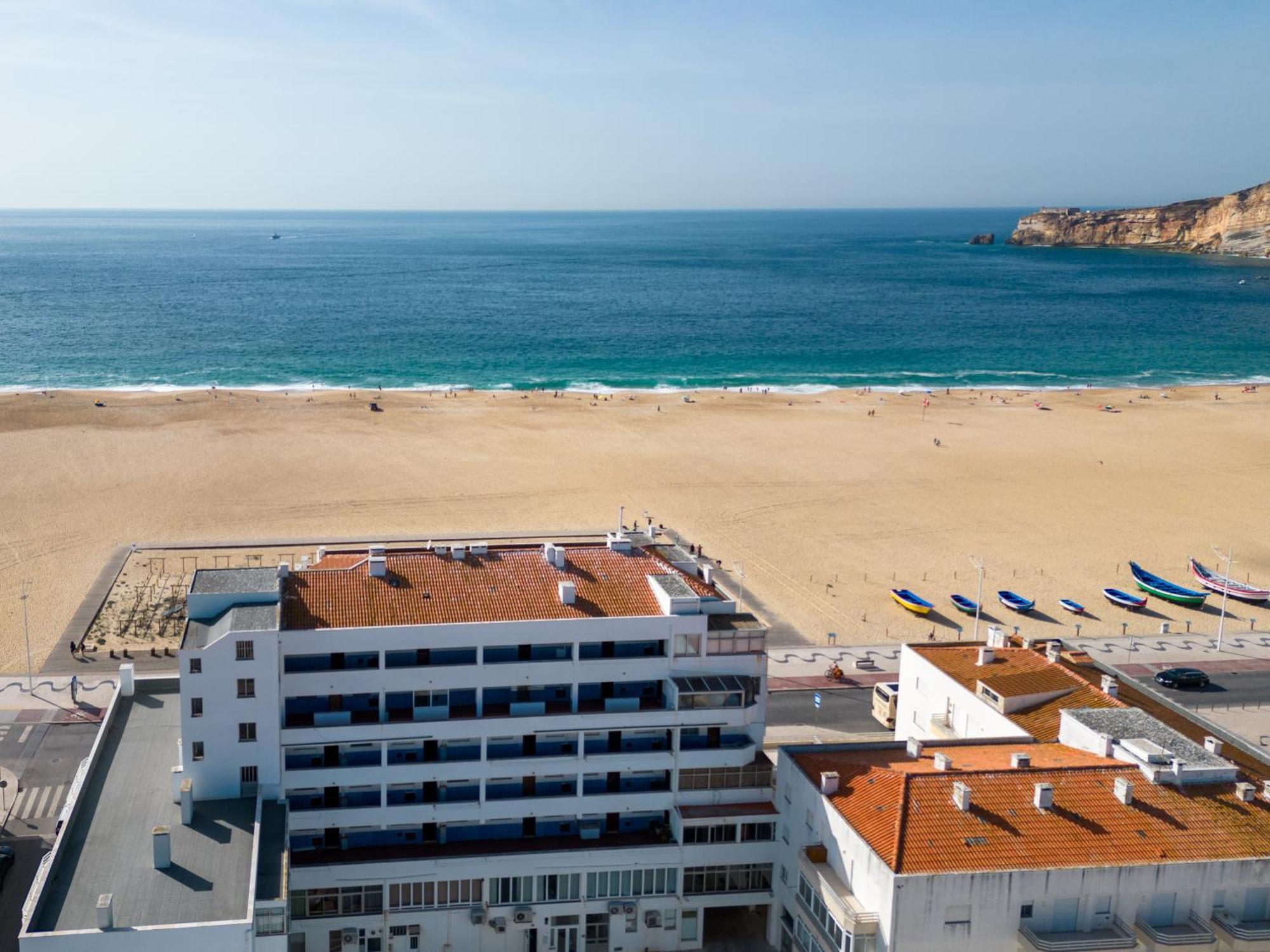 T2 Dina'S Place Nazaré Exterior foto
